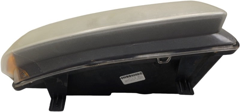 13207138 2003-2006 Chevrolet Silverado Passenger Right Halogen Headlight OEM 15207138