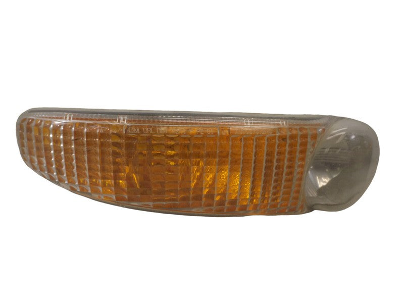 15151000 1999-2006 GMC Yukon FR Parking / Side Marker Light Assembly Used 15199554 OEM