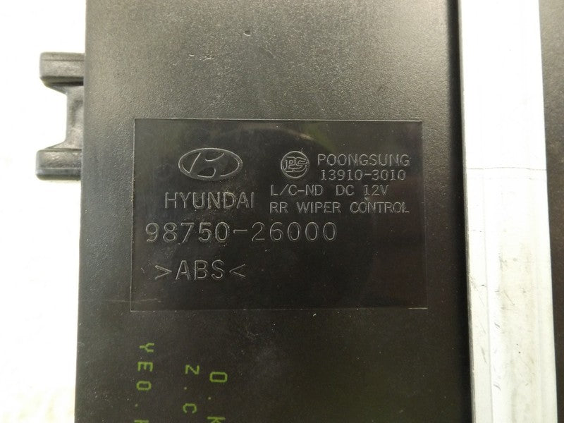 9875026000 2004-2006 Hyundai Santa Fe Back Glass Wiper Control Module Used 9875026000 OEM