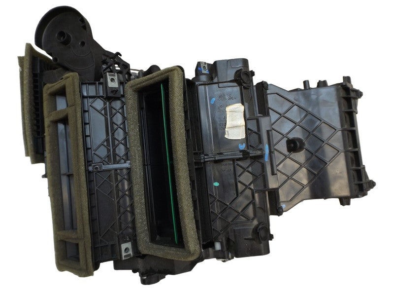 F1FZ19B555D 2012-2014 Ford Focus A/C Evap Core &amp; Case Assembly Used F1FZ19B555D OEM