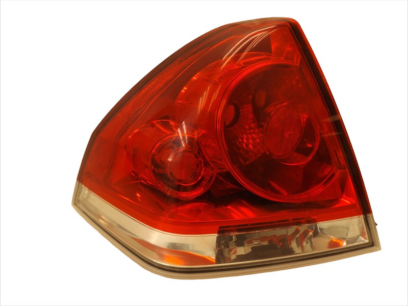 15873298 2006-2013 Chevrolet Impala Passenger RL Tail Light Assembly Used 25971597 