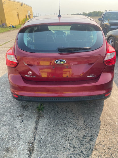 BM51A40352ABW 2012-2018 Ford Focus Rear Trunk Trim Scuff Plate Used CV6Z5840374AA OEM
