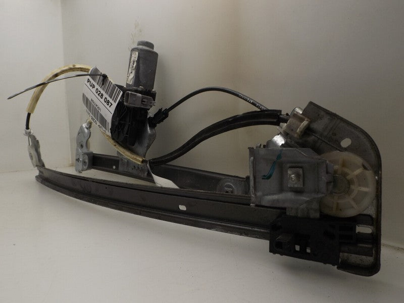 4L3Z1523200CA 2004-2008 Ford F-150 Passenger FR Window Regulator Used OEM 8L341523200BA