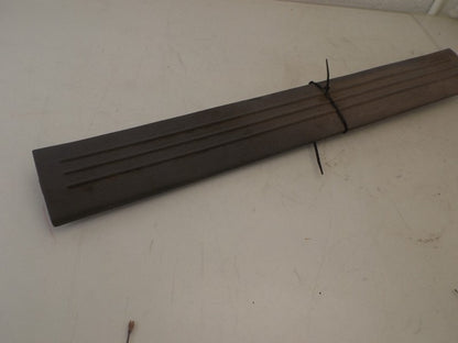 RS46BD1AC 2001-2007 Chrysler Town &amp; Country Driver LH Door Sill Trim Used OEM