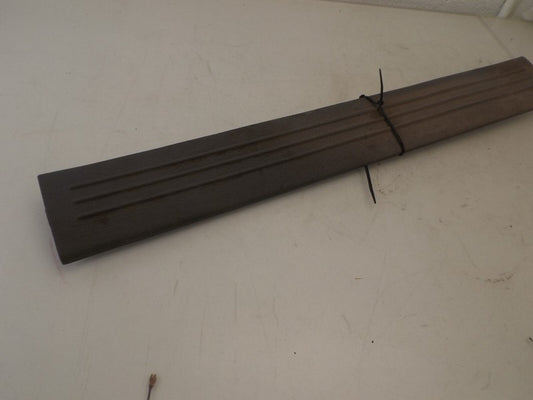 RS46BD1AC 2001-2007 Chrysler Town &amp; Country Driver LH Door Sill Trim Used OEM