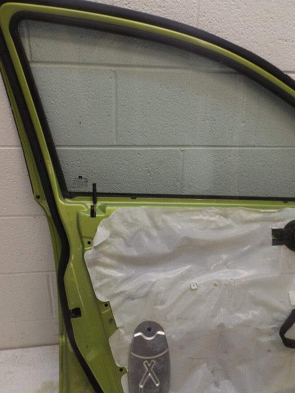 96897359 2004-2008 Chevrolet Aveo Driver FL Exterior Door Assembly Used OEM 96897359