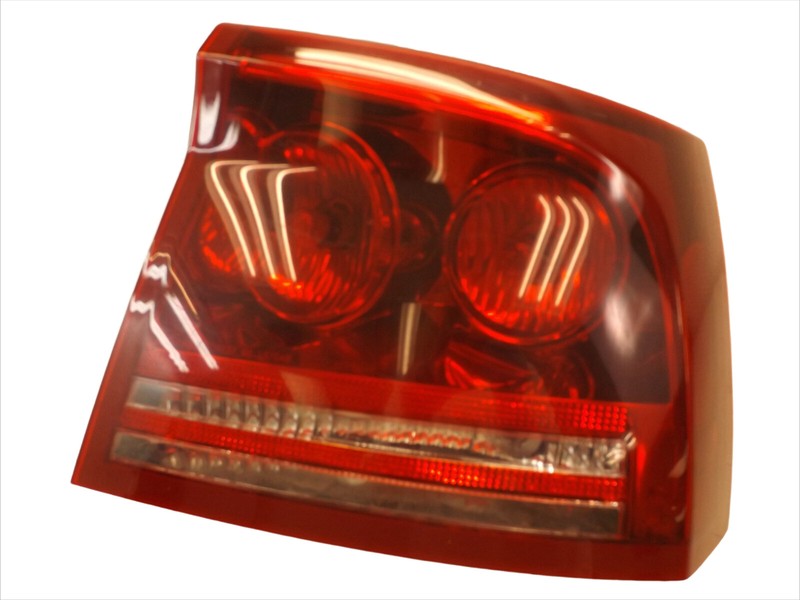 04805848AD 2008-2010 Dodge Charger Passenger RR Tail Light Assembly Used 4806448AD OEM
