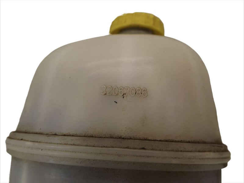 68000908AB 2009-2012 Dodge Ram Brake Master Cylinder W/Reservoir Used 68000908AB OEM