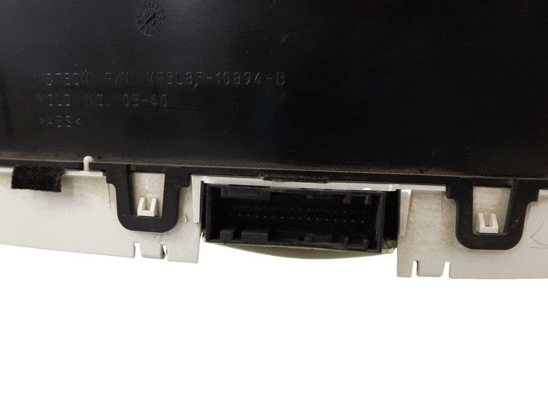 EC0155430J 2005-2006 Mazda Tribute Instrument Cluster Used EC0155430J OEM
