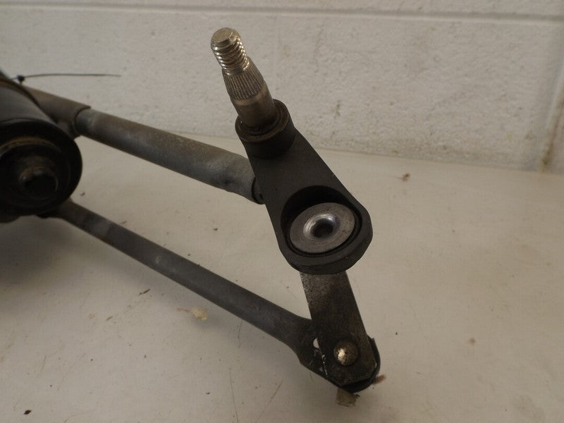 8L1Z17508A 2003-2006 Ford Expedition Windshield Wiper Motor &amp; Transmission Used OEM