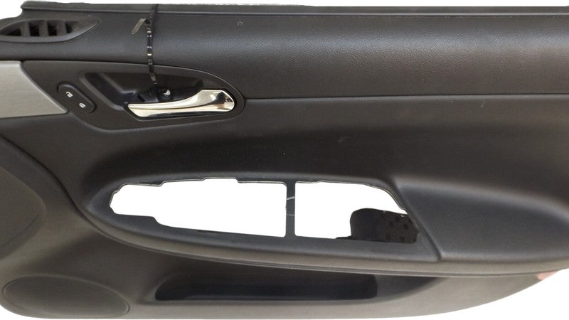 89026711 2006-2011 Chevrolet Impala Passenger Front Right Door Panel Used OEM 15886231