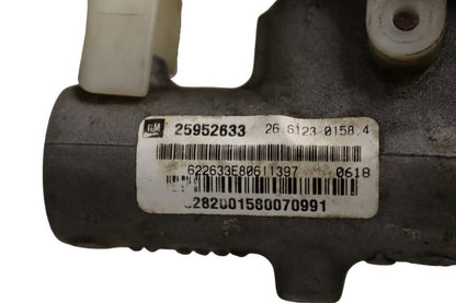 19209272 2005-2010 Pontiac G6 Brake Master Cylinder W/ Reservoir Used OEM 25952633