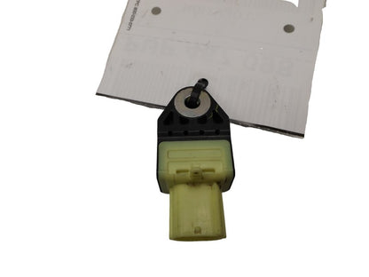 8983108030 2011-2016 Toyota Sienna Passenger Rear RR SRS Sensor Used OEM 88983108030