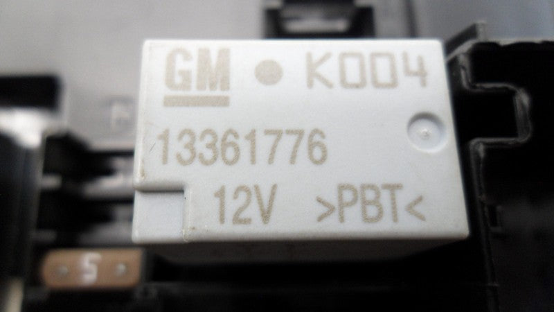 22798890 2013-2014 Buick Verano Fuse Box Used 22798890 OEM