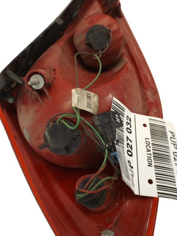 15242808 2005-2010 Pontiac G6 Passenger Rear RR Tail Light Used OEM 15242808