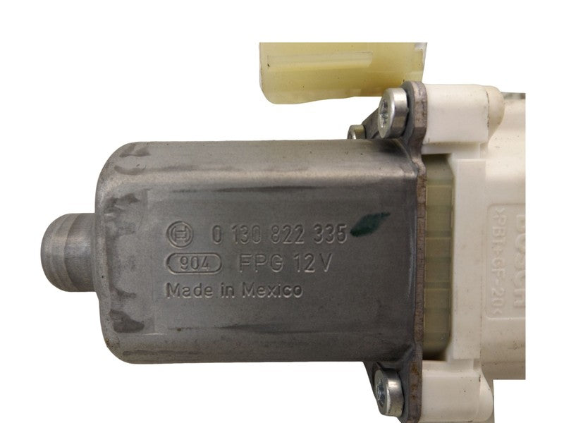 0130822335 2015-2018 Dodge Grand Caravan Driver Rear Left Window Motor Used 0130822335 OEM