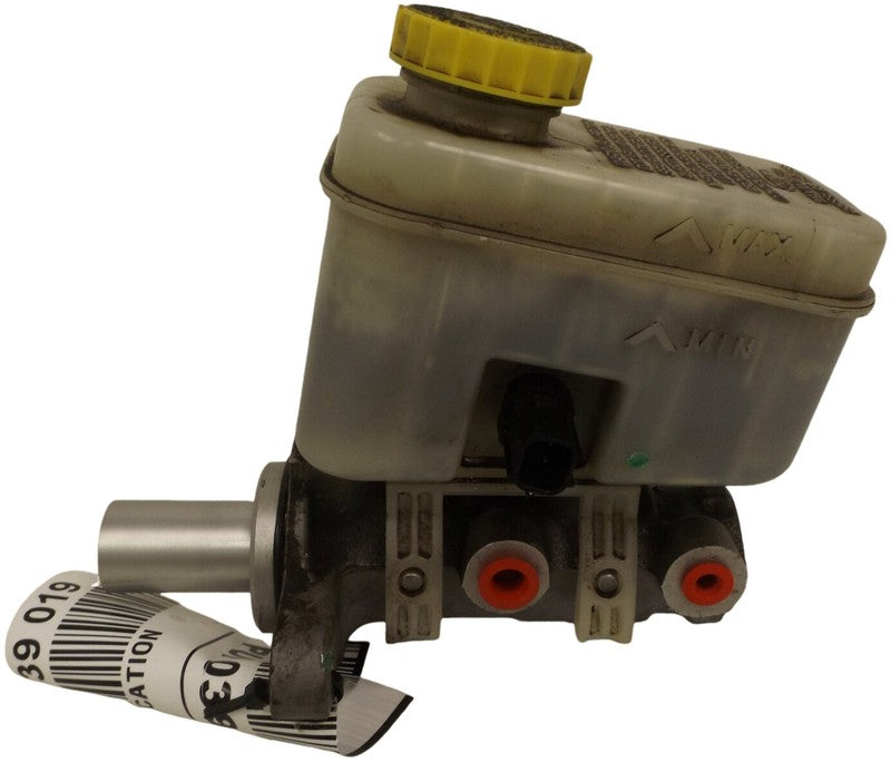 68004467AD 2008-2012 Jeep Liberty 3.7L Brake Master Cylinder W/ Reservoir Used OEM 202400
