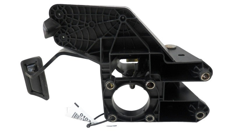 4721922AF 2008-2016 Chrysler Town &amp; Country Brake Pedal Used 4721922AF OEM