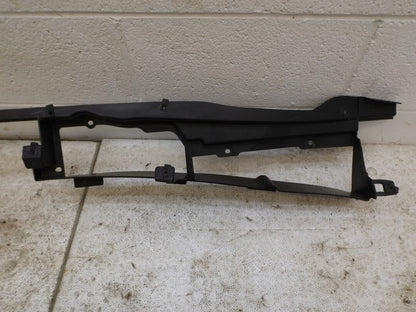25768133 2004-2009 Cadillac SRX Lower Wiper Cowl Cover Bracket Used OEM 25768133
