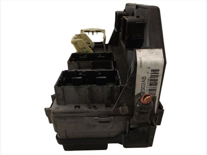 RTE23A02E7 2008-2010 Chrysler Town &amp; Country Fuse and Relay Center 3.8L Used 68239606AB
