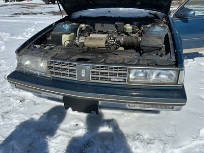 20639202 1986-1988 Oldsmobile 98 FR Body A-Pillar Trim Panel Used 20639202 OEM