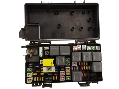 RTE23A02E7 2008-2010 Chrysler Town &amp; Country Fuse and Relay Center 3.8L Used 68239606AB
