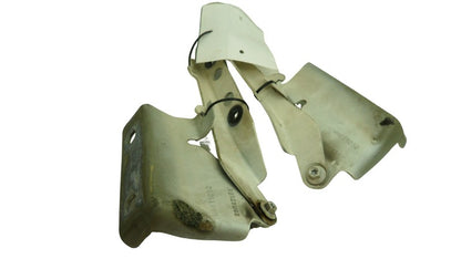 15865962 2008-2012 Buick Enclave Left and Right Hood Hinge Set Used 15865962 OEM