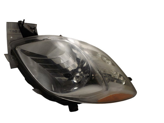 8113052611 2007-2011 Toyota Yaris Driver FL Headlight Assembly Used OEM 8113052611 