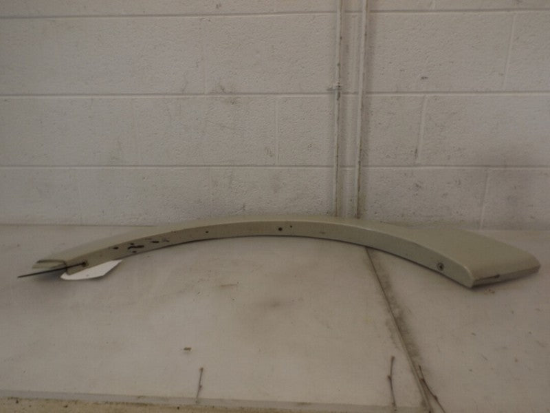 3L1Z16039AAPTM 2003-2006 Ford Expedition Driver FL Fender Flare Used OEM 3L1Z16039AAPTM 