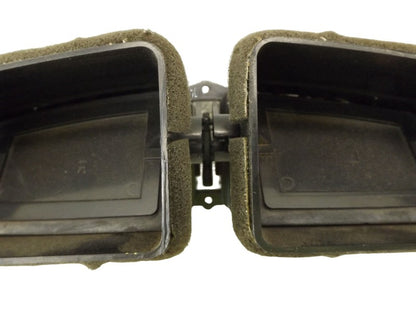 9742026500 2001-2006 Hyundai Santa Fe Front Left Dashboard Air Vent 9742026500 OEM