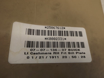 25867612 2008-2012 Buick Enclave Passenger FR Kick Panel Trim Used 25867612 OEM
