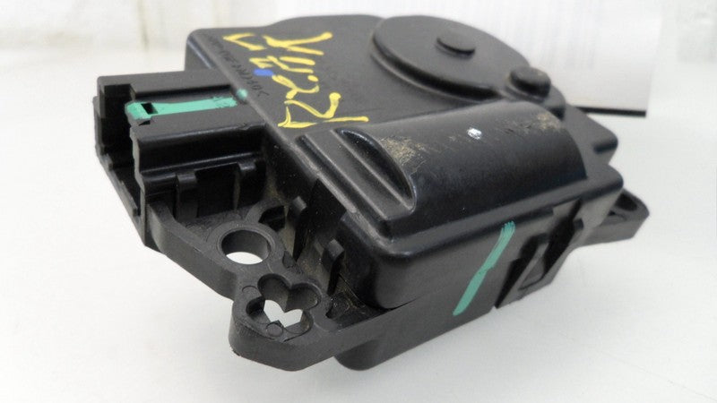 545250008 2015-2018 Dodge Grand Caravan HVAC Air Inlet Door Actuator Used 545250008 OEM