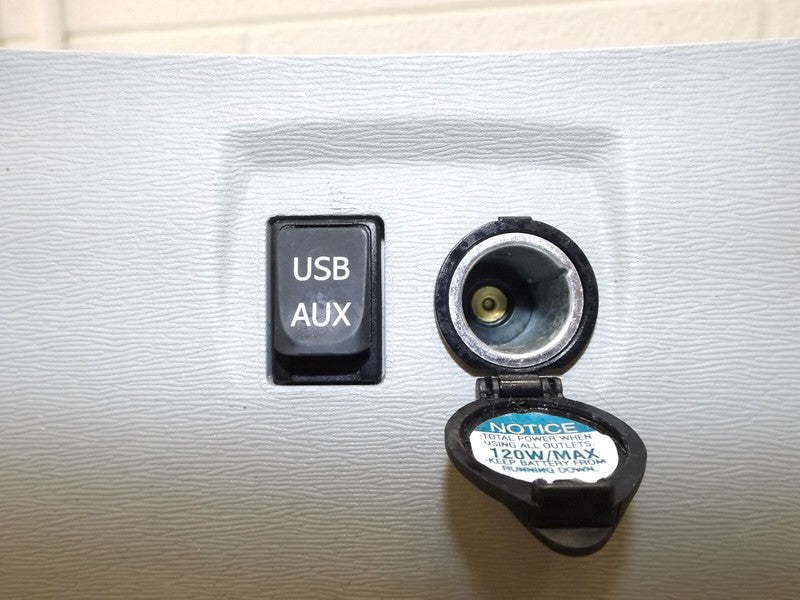 5540608020E0 2011-2014 Toyota Sienna Front Floor Trim Panel Used OEM 5540608020E0