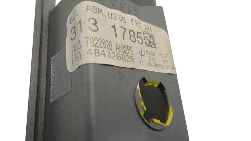 7A137822620 2007-10 Lincoln MKX Passenger FR Interior Door Handle Trim Used 7A137822620 OEM