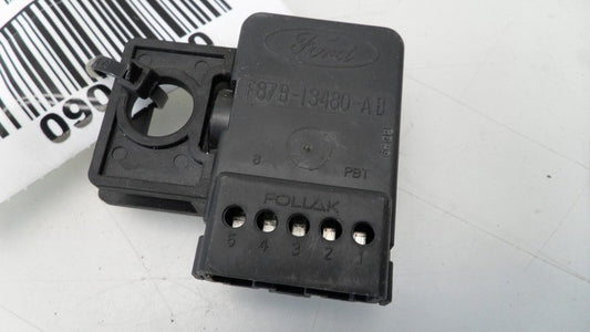 F87B13480AB 1999-2010 Lincoln Town Car Brake Light Switch Used F87B13480AB OEM