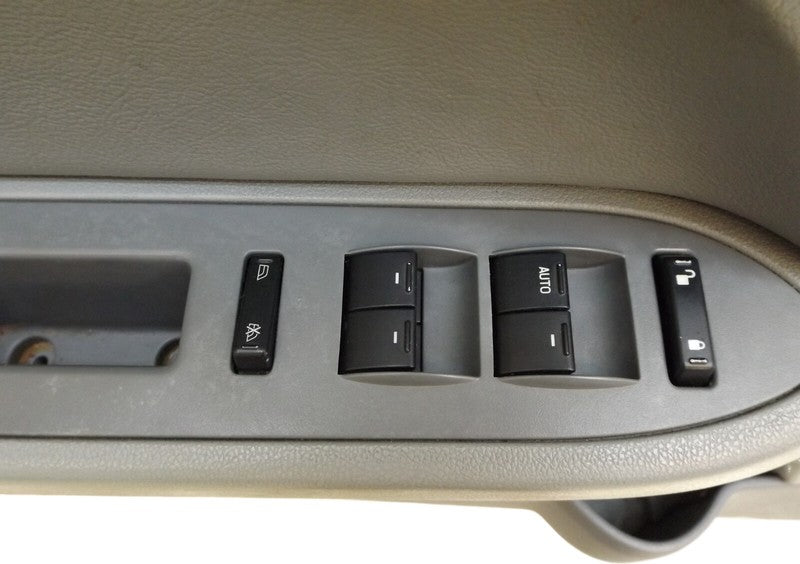 6F9Z7423942AA 2005-2007 Ford Freestyle Driver FL Interior Door Panel Used OEM 