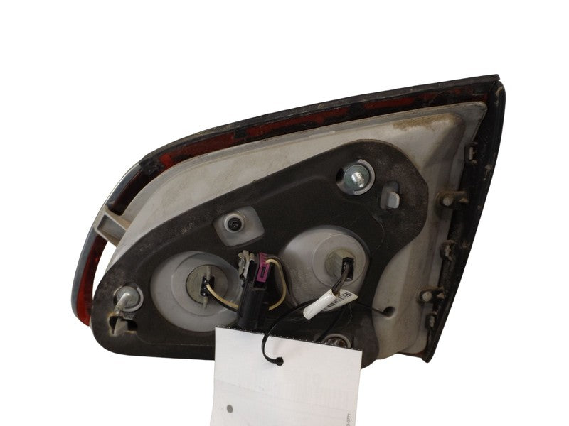25889253 2008-2012 Buick Enclave RL Lid Mounted Tail Light Assembly Used 25889253 OEM