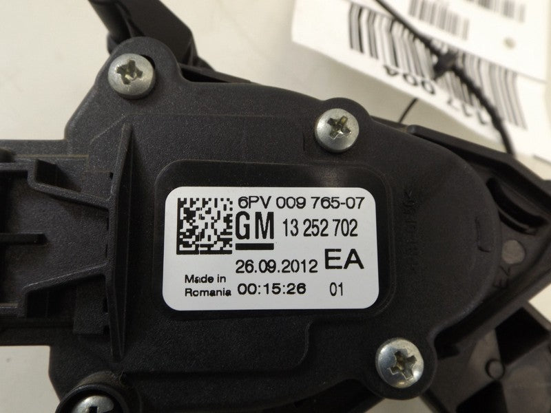 13252702 2012-2013 Buick Verano Accelerator Pedal Used 13252702 OEM