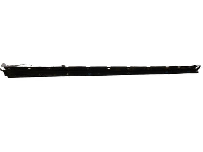 3W135410154ABW 2008-11 Lincoln Town Car Passenger FR Rocker Panel Guard Used 3W1Z5410176AAA OEM