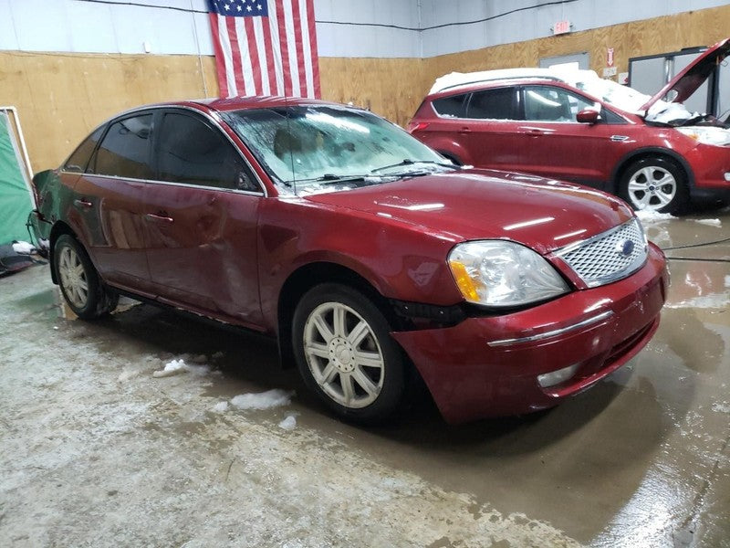 5G1313B505A 2005-2007 Ford Five Hundred Driver RL Tail Light Assembly Used 5G1313B505A OEM
