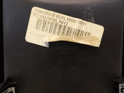 22712545 2005-2010 Chevrolet Cobalt Center Console Bezel Trim Panel Used 22717095 