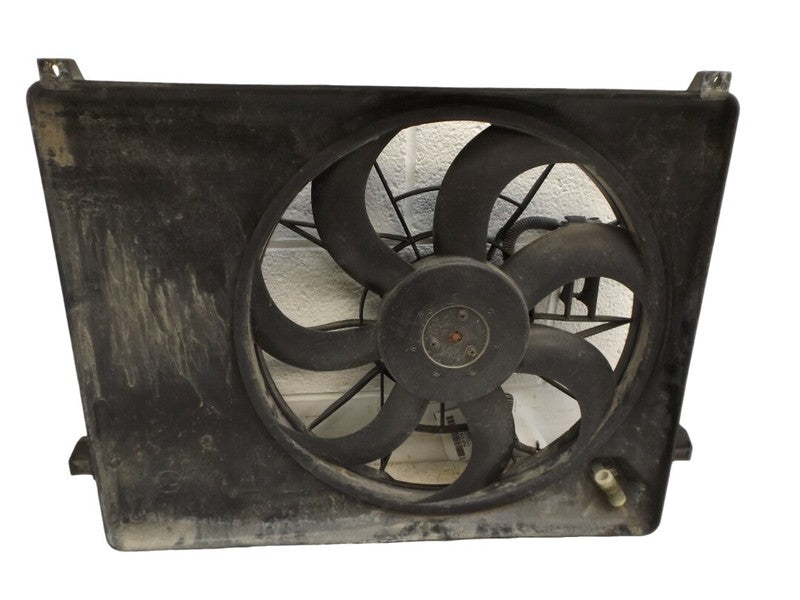 253801D300 2007-2012 Kia Rondo 2.7L Engine Cooling Fan Assembly Used OEM 253801D300