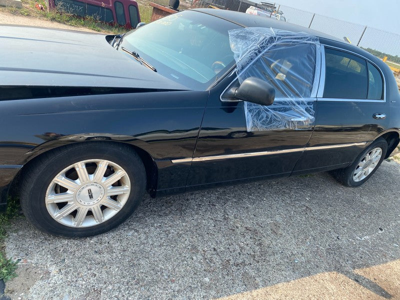 7W1354243A53AAW 2009-2010 Lincoln Town Car LL Door Pillar Post Trim Set Used 3W1Z5424346AAA OEM