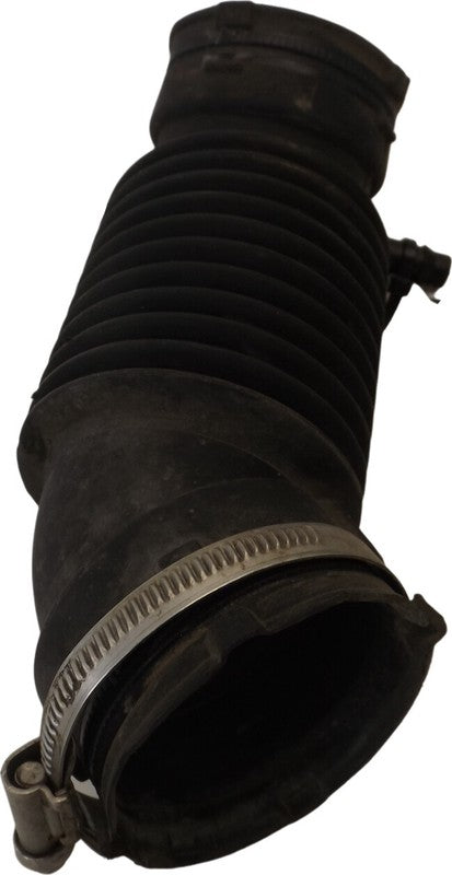 D2BZ9B659A 2011-2019 Ford Fiesta 1.6L Engine Air Intake Hose Used OEM D2BZ9B659A
