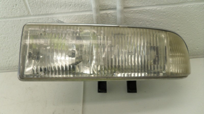 16526218 1998-2005 Chevrolet Blazer Driver FL Headlight Used OEM 16526218