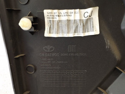 96649579 2007-2008 Chevrolet Aveo Driver FL Door Interior Trim Panel Used 96649579 OEM