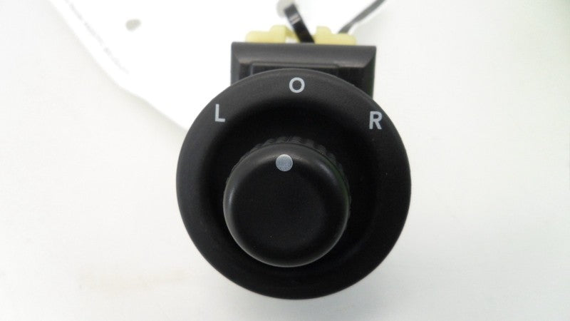 56040694AD 2007-2010 Jeep Compass Driver FL Door Mirror Switch Used 56040694AD OEM