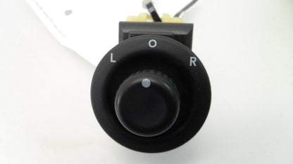 56040694AD 2007-2010 Jeep Compass Driver FL Door Mirror Switch Used 56040694AD OEM