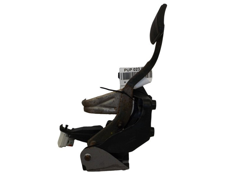 05281331AC 2004-2008 Chrysler Pacifica Brake Pedal Assembly Used OEM 05281331AC