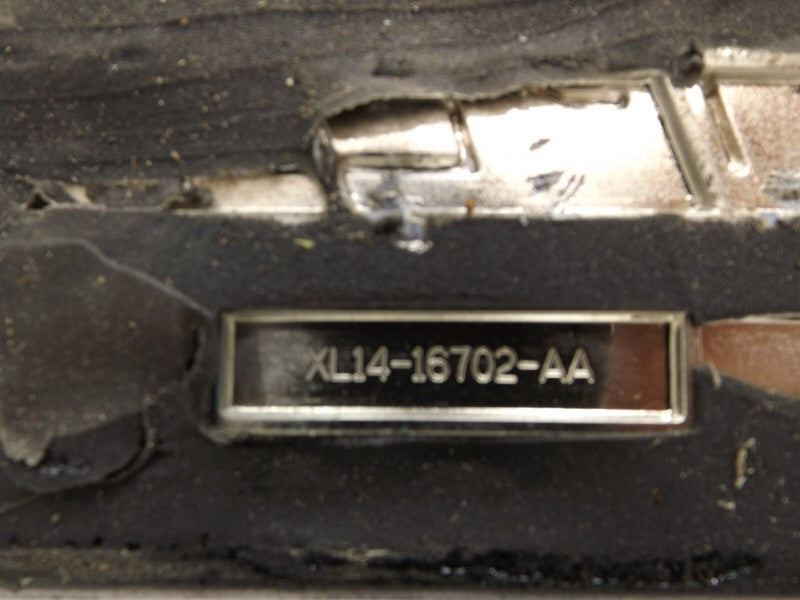 YL1Z16720AA 1999-2002 Ford Expedition Fender Emblem YL1Z16720AA / XL14-16702-AA